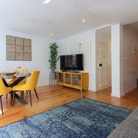 Charming And Stylish Downtown Apt In XIX Century Building Lisboa Exteriér fotografie