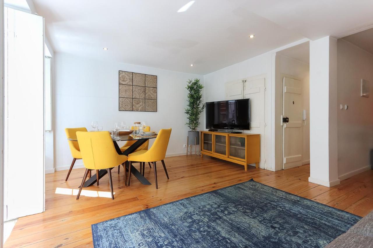Charming And Stylish Downtown Apt In XIX Century Building Lisboa Exteriér fotografie