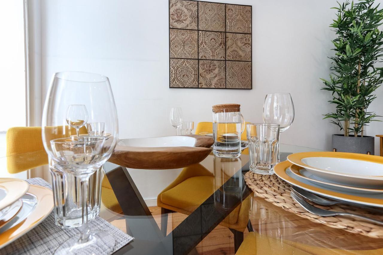Charming And Stylish Downtown Apt In XIX Century Building Lisboa Exteriér fotografie