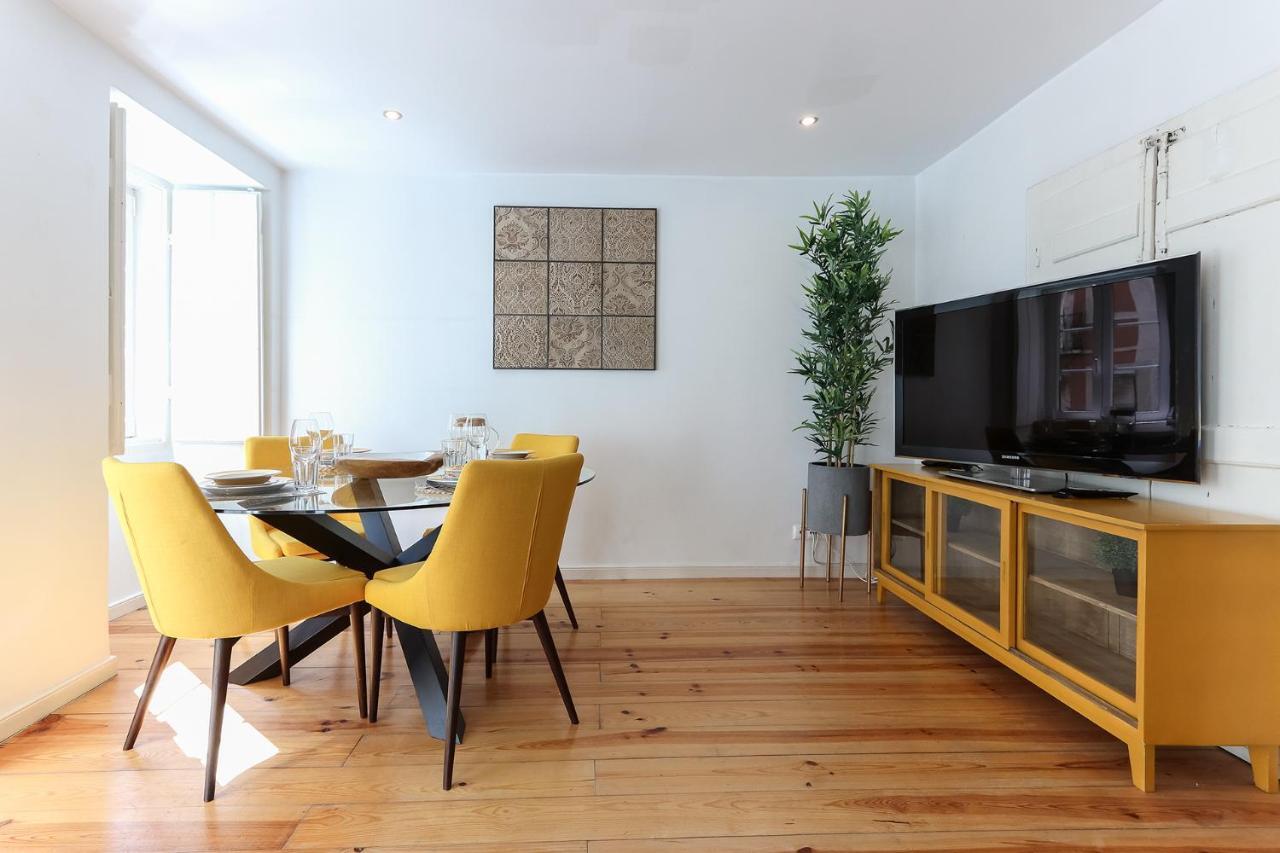 Charming And Stylish Downtown Apt In XIX Century Building Lisboa Exteriér fotografie